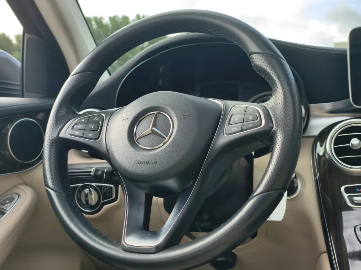 350e 4MATIC Premium Plus