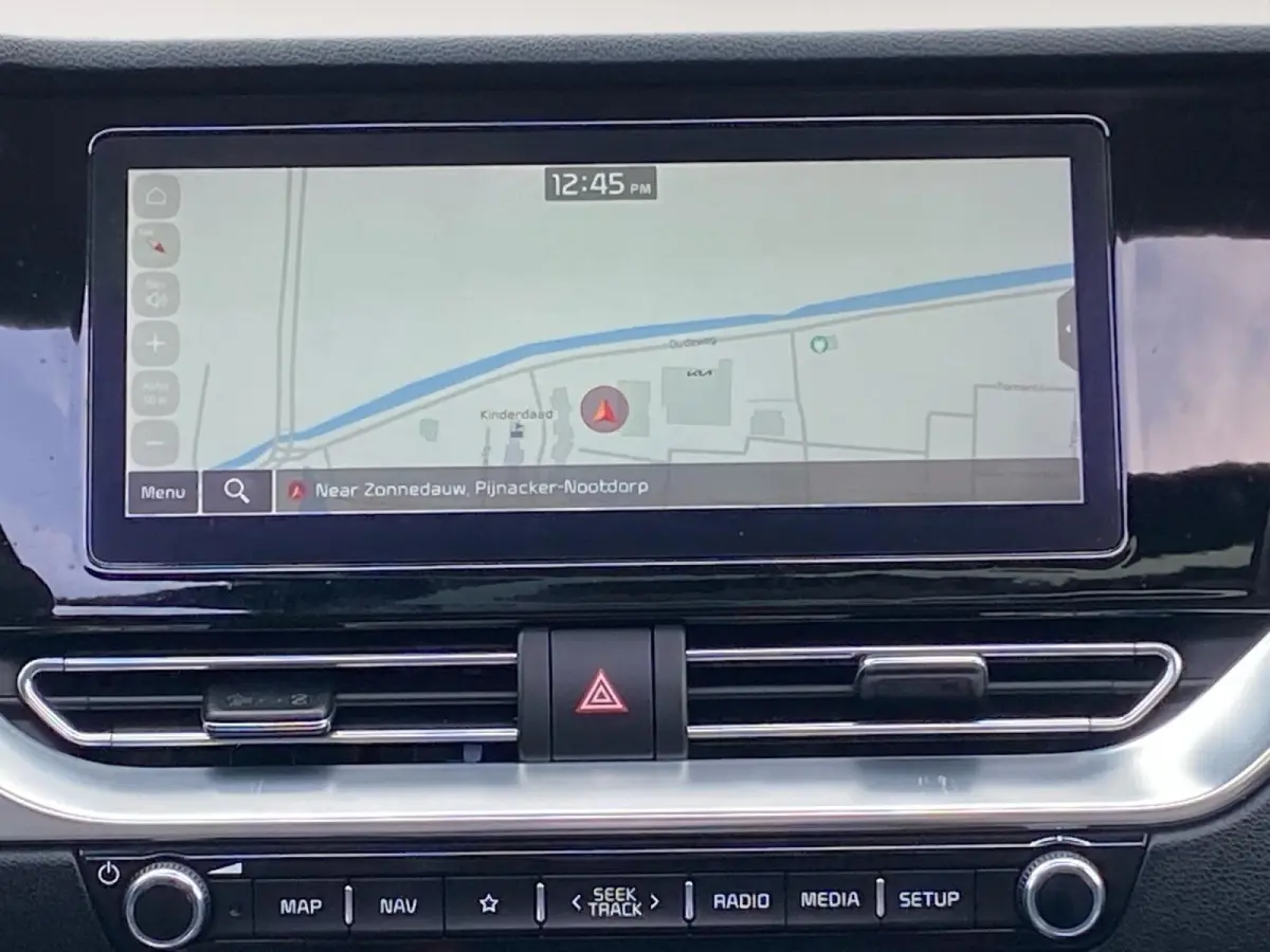 DynamicPlusLine 64 kWh | Climate control | Navigatie | Parkeercamera | Stoel + stuurverwarming | Keyless | Schuif-kanteldak | Line assist |