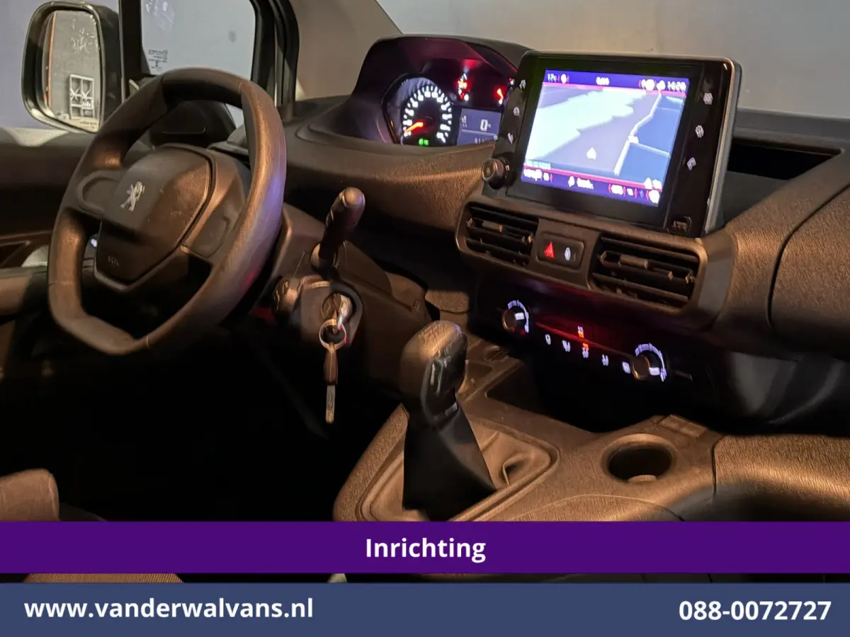 1.5 BlueHDI 102pk L1H1 inrichting Euro6 Airco | Navigatie | Apple Carplay Trekhaak, Cruisecontrol, Android Auto, Parkeersensoren