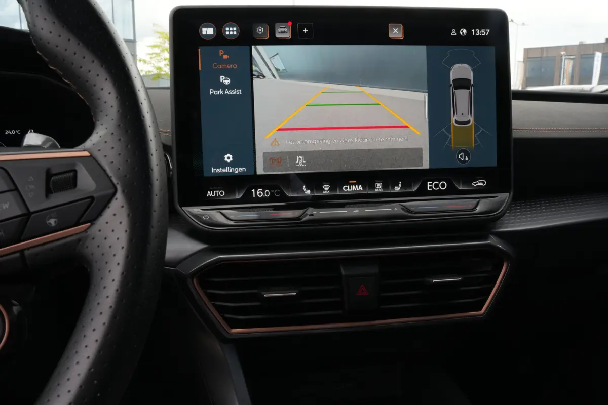 1.5 TSI e-Hybrid 204pk Business | Panoramadak | Bestuurdersstoel Geheugen | Stuur & Stoelverwarming | Sennheiser