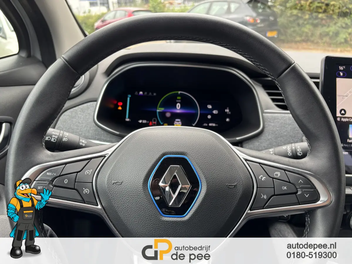 R135 Intens 52 kWh GARANTIE/KOOPACCU SOH 92%/CCS/SENS.V+A/CAMERA/CRUISE/CLIMA/CARPLAY/LICHTMETAAL rijklaarprijs!