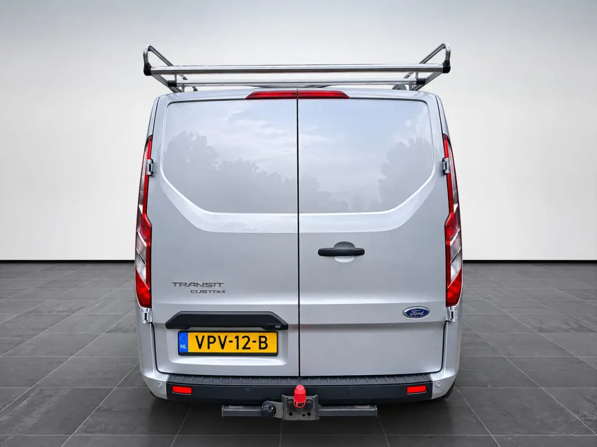 280 2.0 TDCI L1H1 Trend | Trekhaak | Navigatie | Parkeersensoren V +A | Camera | Imperiaal