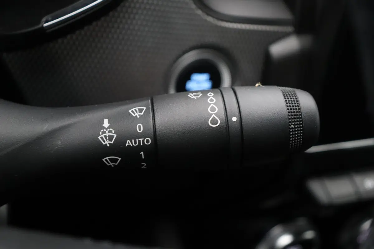 E-Tech Hybrid 145pk Intens | 1e eigenaar! | ABD Dealer onderhouden | Adaptive cruise control | Groot infotainment scherm | Half leder | Ledverlichting |