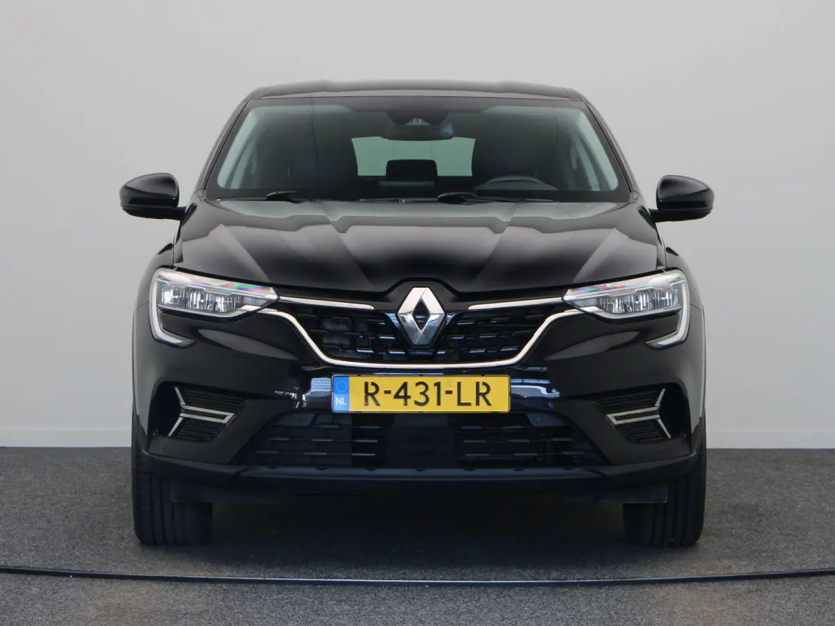 E-Tech Hybrid 145pk Intens | 1e eigenaar! | ABD Dealer onderhouden | Adaptive cruise control | Groot infotainment scherm | Half leder | Ledverlichting |