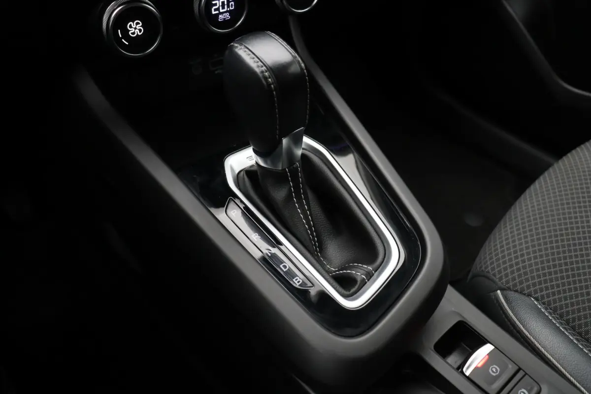 E-Tech Hybrid 145pk Intens | 1e eigenaar! | ABD Dealer onderhouden | Adaptive cruise control | Groot infotainment scherm | Half leder | Ledverlichting |