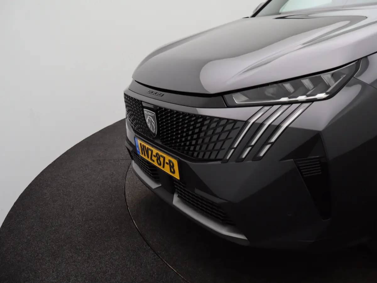 1.6 Plug-in Hybrid 195 GT 7p | Panoramadak | Parkeersensoren Voor en Achter | Camera | Trekhaak Afneembaar | Apple Carplay/Android Auto | Elektrische Kofferklep