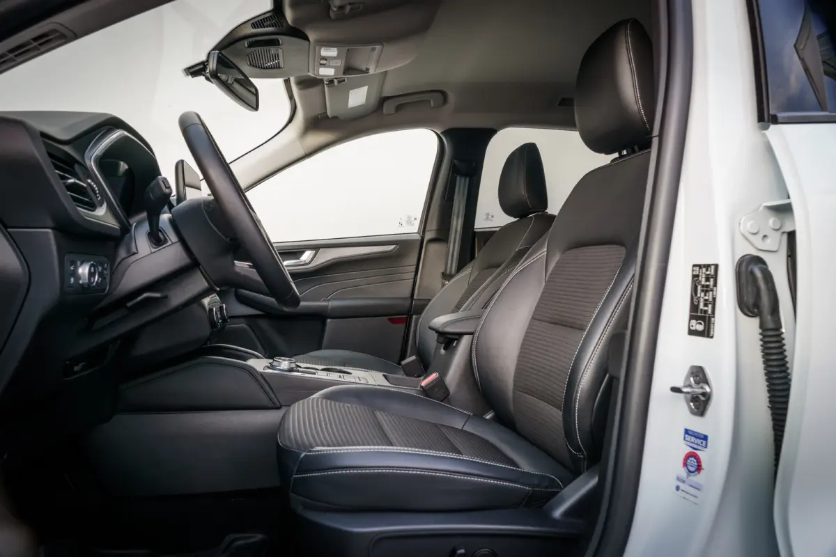 2.5 PHEV Titanium X | B&O | LED | 33.475 Km! | Winter-Pakket | Camera