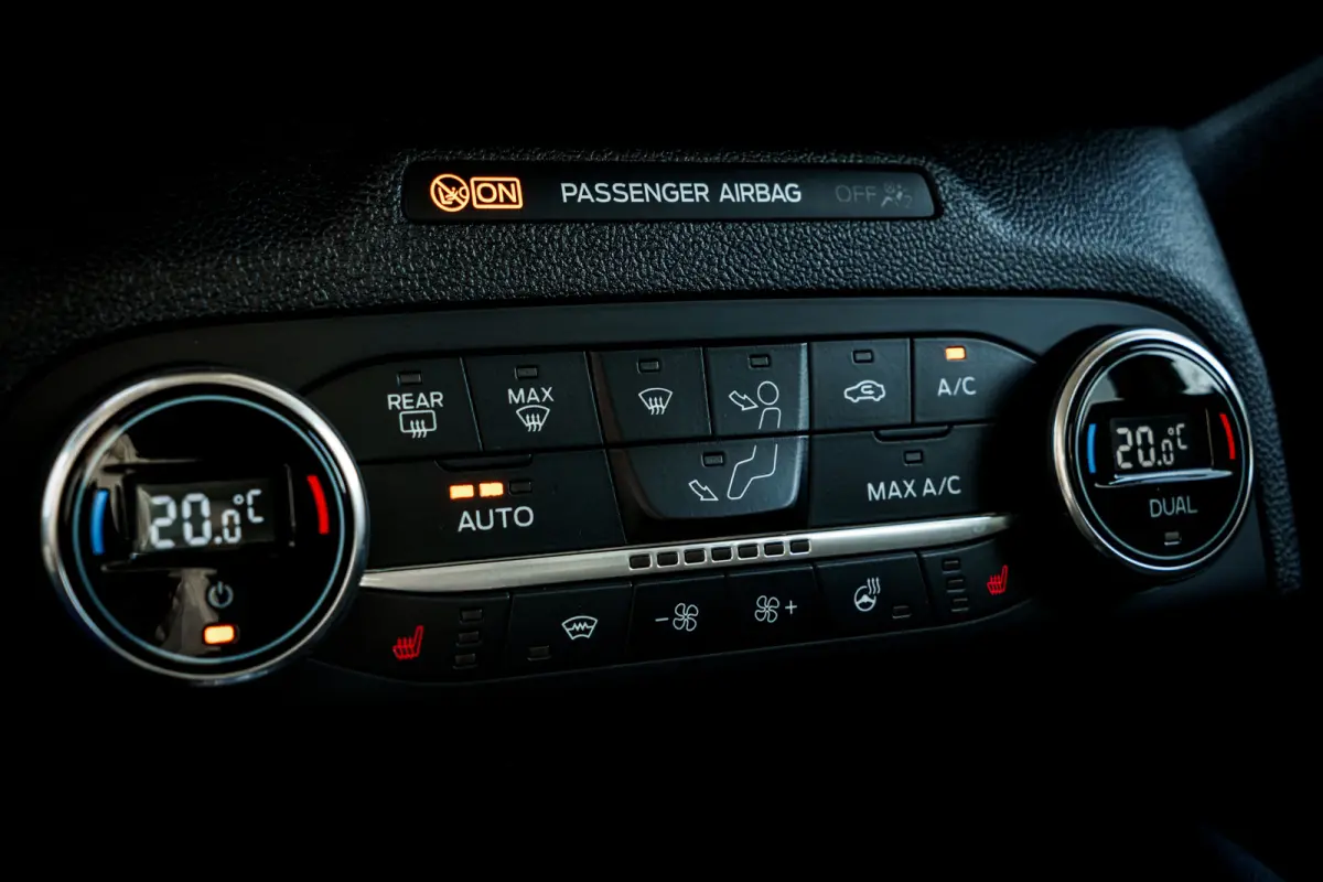 2.5 PHEV Titanium X | B&O | LED | 33.475 Km! | Winter-Pakket | Camera