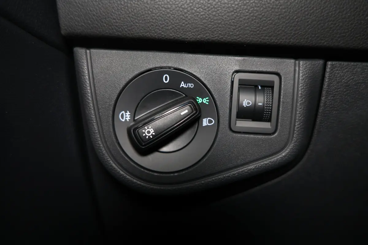 1.0 TSI Edition VIRTUAL AIRCO PDC LANE FRONT ASSIST '25