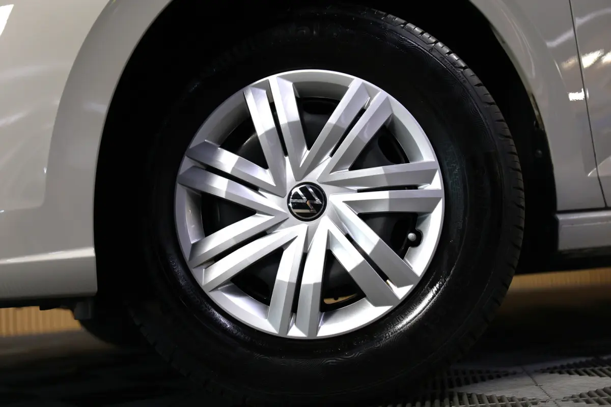 1.0 TSI Edition VIRTUAL AIRCO PDC LANE FRONT ASSIST '25