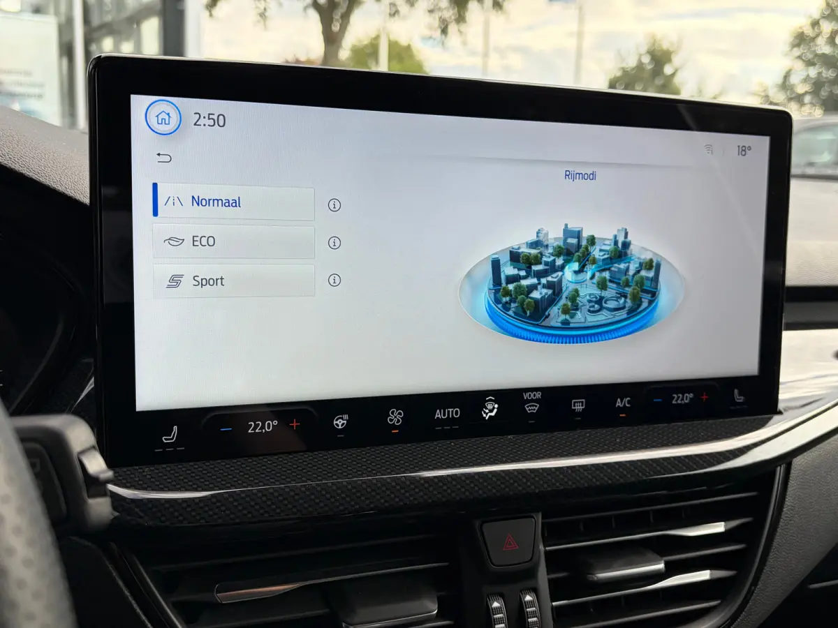 1.0 Hybrid 125 PK ST Line | STUUR, STOEL EN VOORRUITVERWARMING| FULL LED| NAVIGATIE + APPLE CARPLAY/ANDROID AUTO| PARKEERSENSOREN V+A| KEYLESS START| NEDERLANDSE AUTO| EERSTE EIGENAAR| DEALE