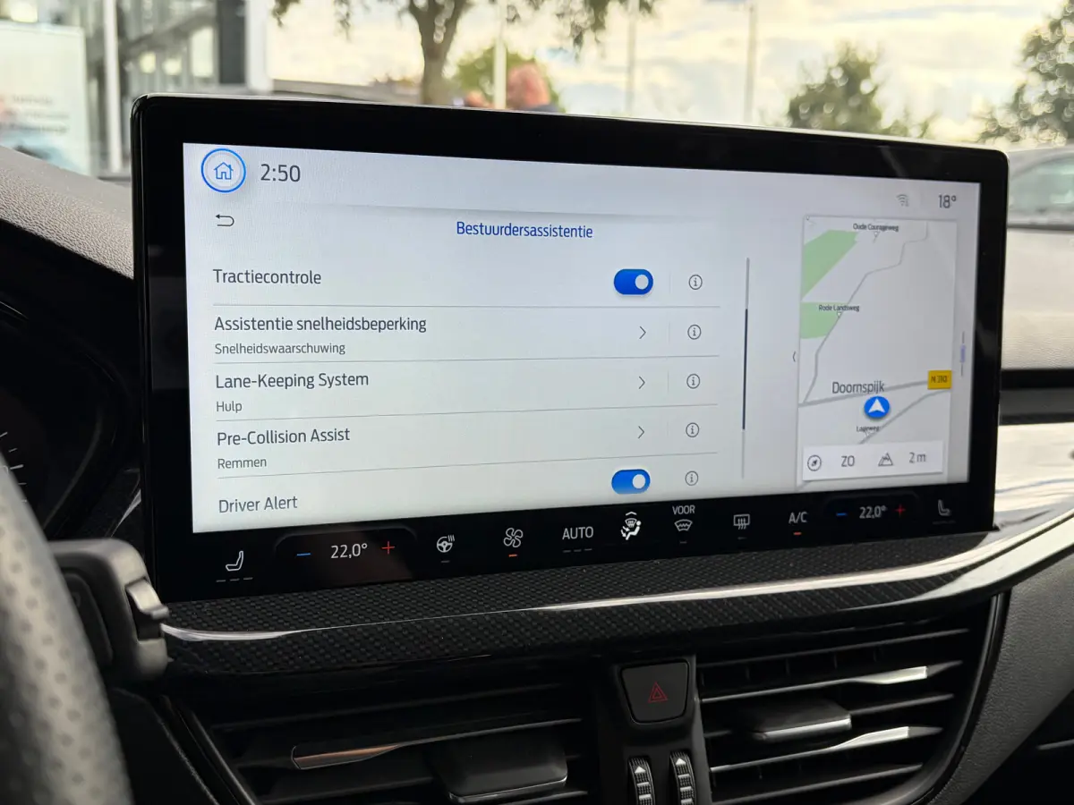 1.0 Hybrid 125 PK ST Line | STUUR, STOEL EN VOORRUITVERWARMING| FULL LED| NAVIGATIE + APPLE CARPLAY/ANDROID AUTO| PARKEERSENSOREN V+A| KEYLESS START| NEDERLANDSE AUTO| EERSTE EIGENAAR| DEALE