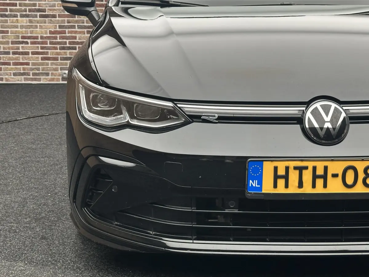 1.5 eTSI R-Line Pano| Harman Kardon| Head up