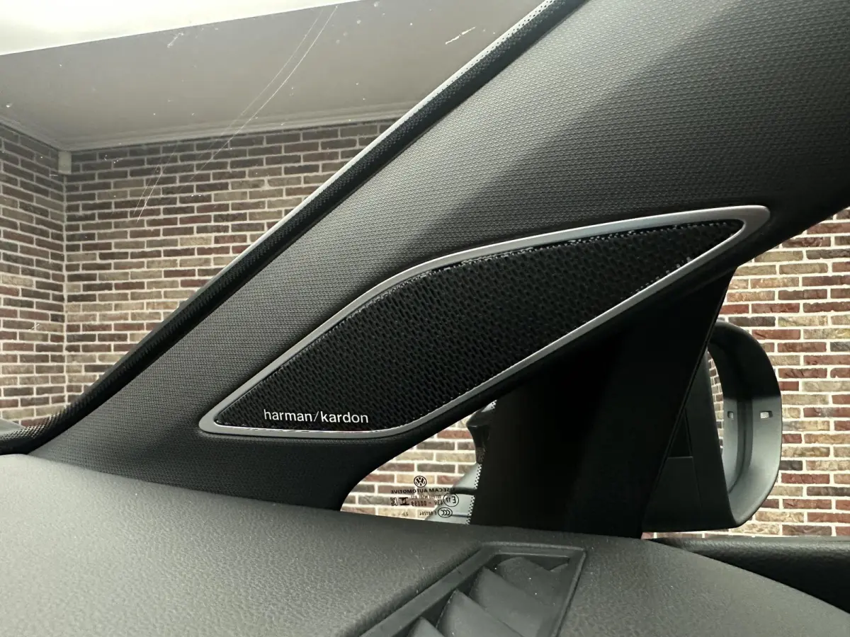 1.5 eTSI R-Line Pano| Harman Kardon| Head up