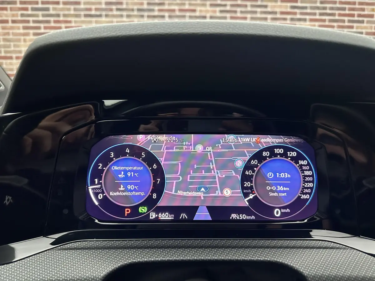 1.5 eTSI R-Line Pano| Harman Kardon| Head up