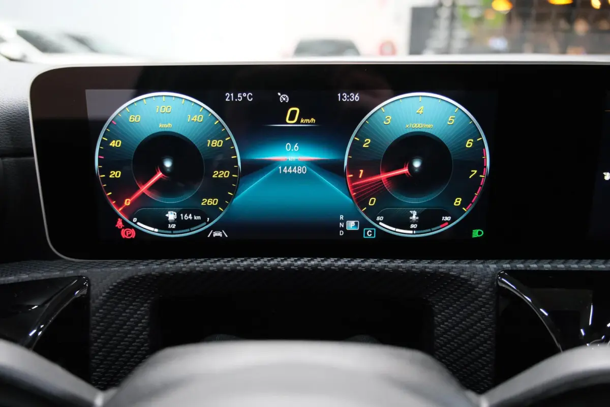 180 Business Solution AMG | Carplay
