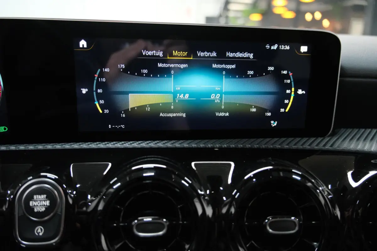 180 Business Solution AMG | Carplay