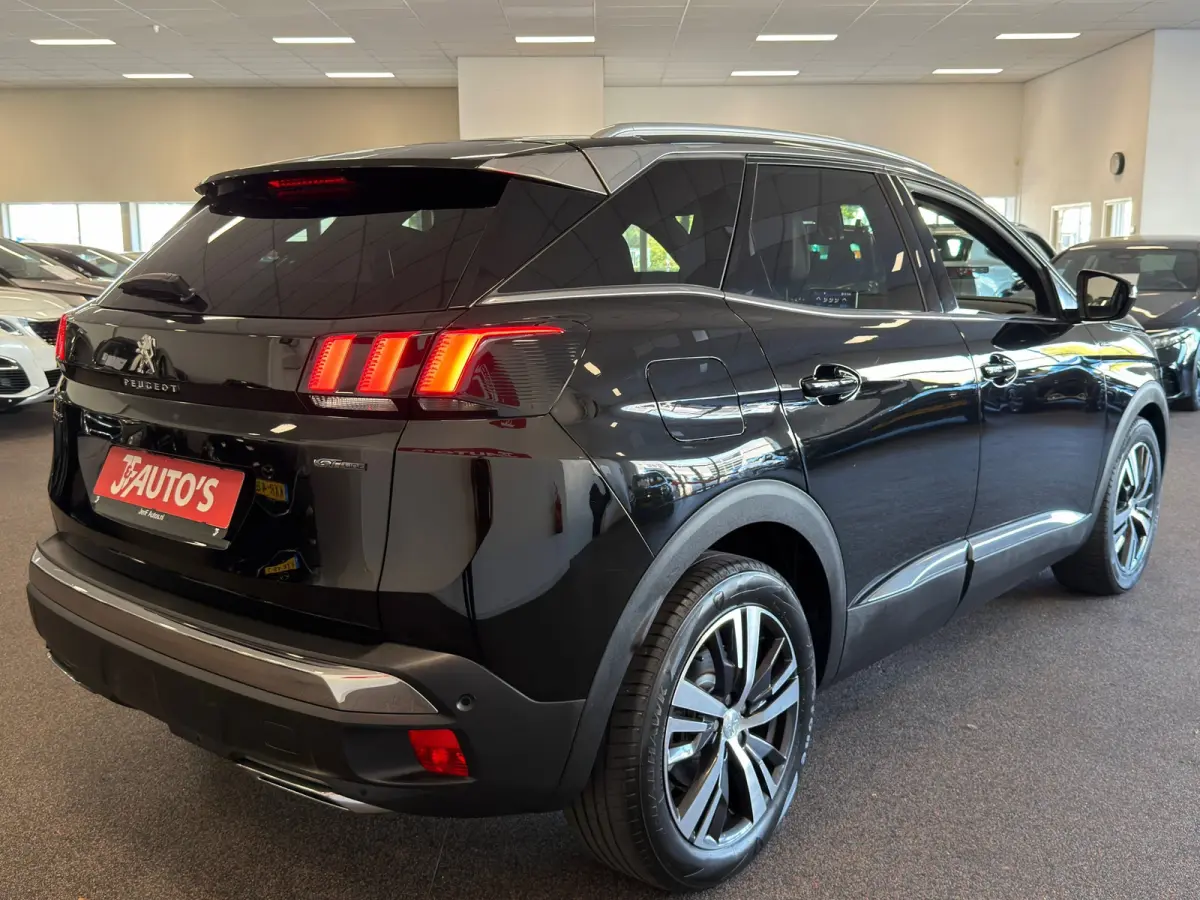 1.6 GT Line| NAVI/CAMERA, PANORAMA, CRUISE, ECC AIRCO