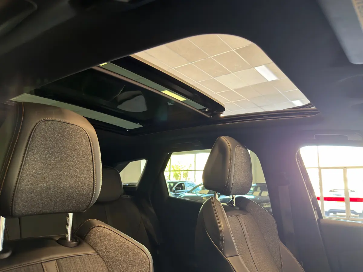 1.6 GT Line| NAVI/CAMERA, PANORAMA, CRUISE, ECC AIRCO