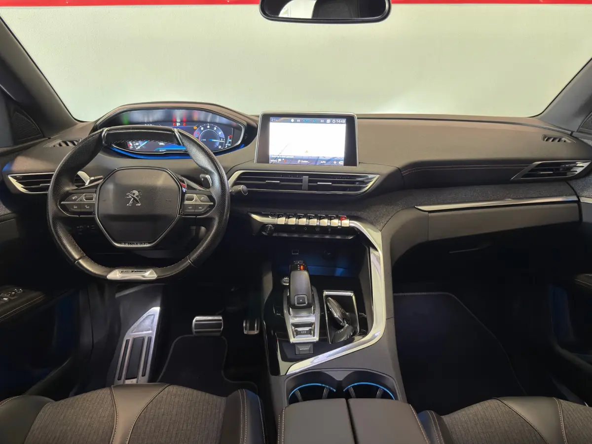 1.6 GT Line| NAVI/CAMERA, PANORAMA, CRUISE, ECC AIRCO