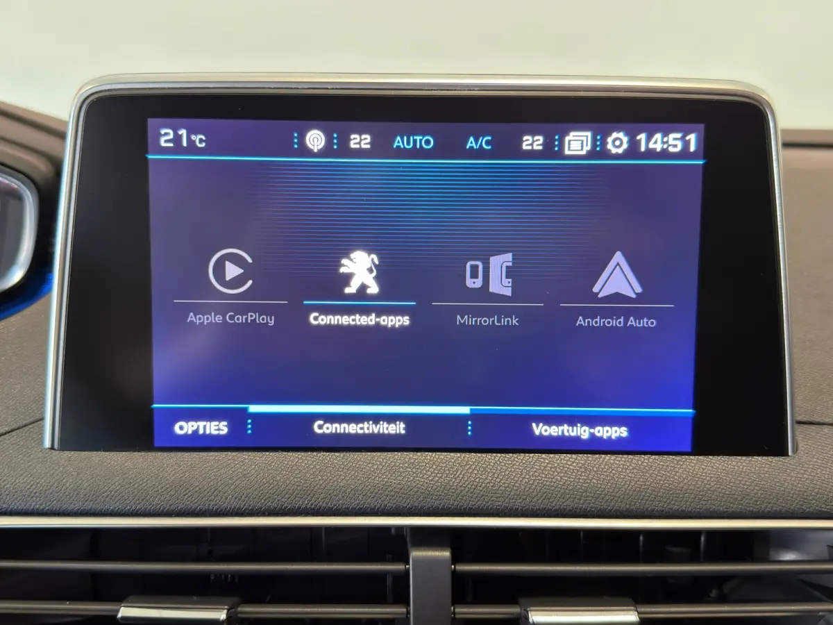 1.6 GT Line| NAVI/CAMERA, PANORAMA, CRUISE, ECC AIRCO