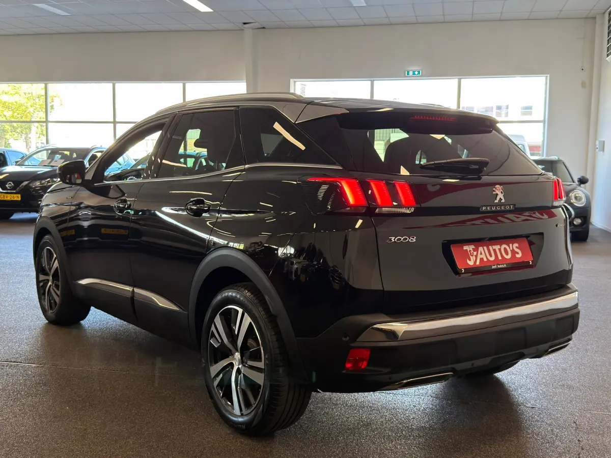 1.6 GT Line| NAVI/CAMERA, PANORAMA, CRUISE, ECC AIRCO