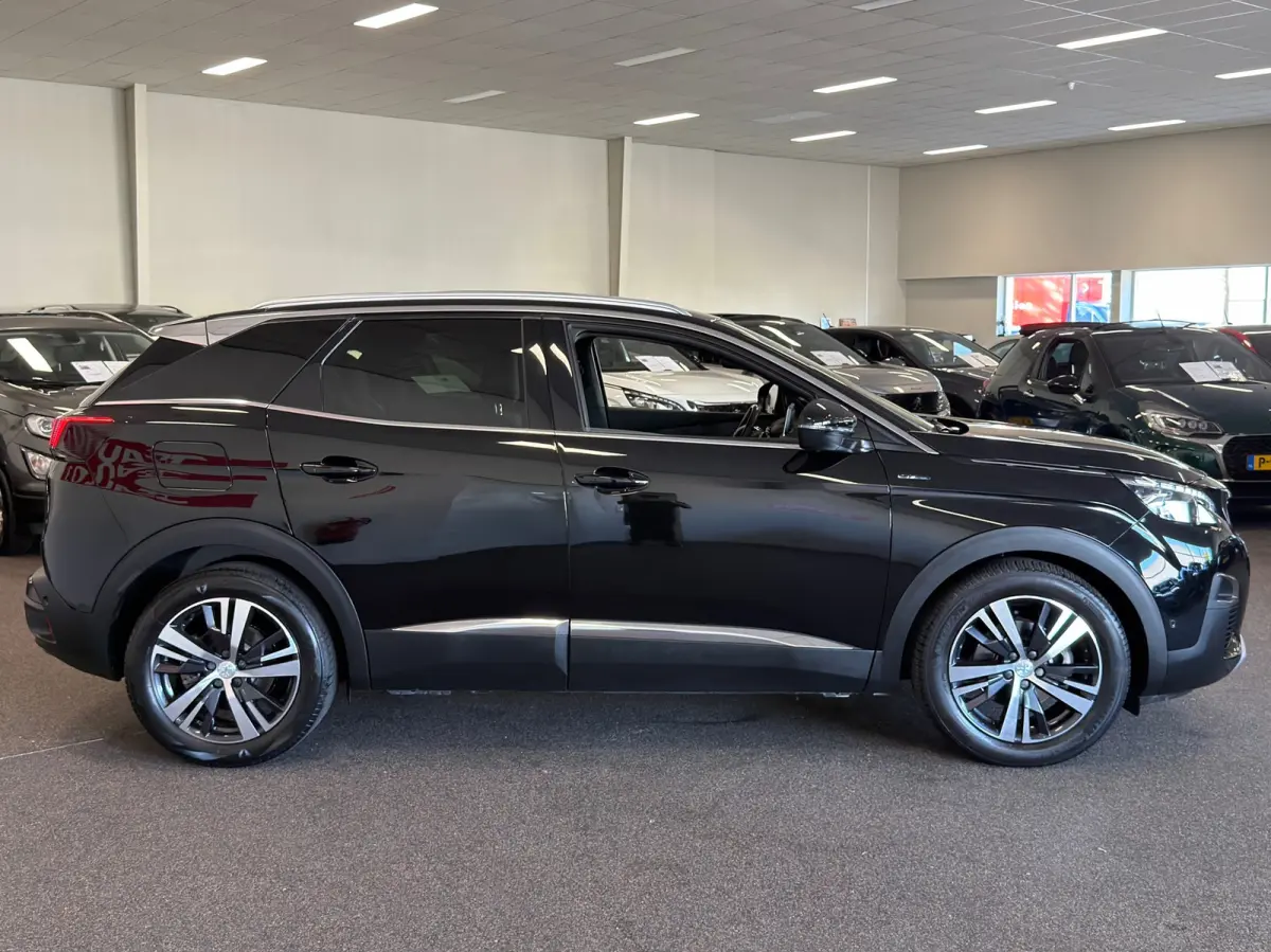 1.6 GT Line| NAVI/CAMERA, PANORAMA, CRUISE, ECC AIRCO