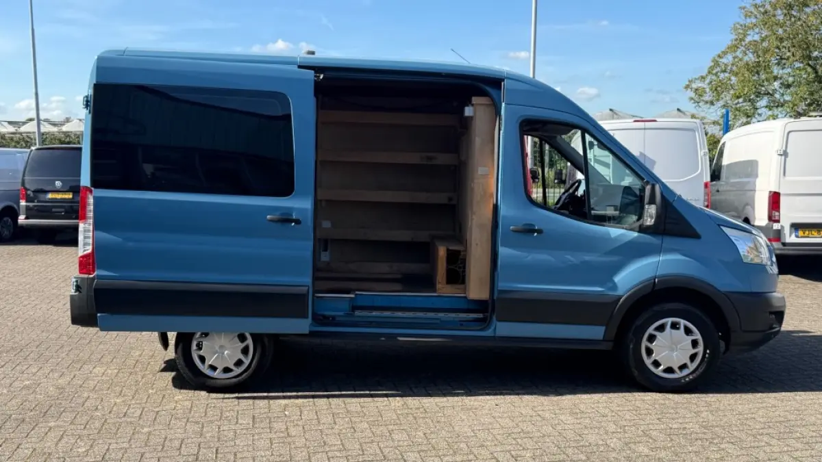 2.0 TDCI 96KW 131PK L2H2 AIRCO/ CRUISE CONTROL/ NAVIGATIE/ TREKHAAK/ 100% DEALERONDERHOUDEN