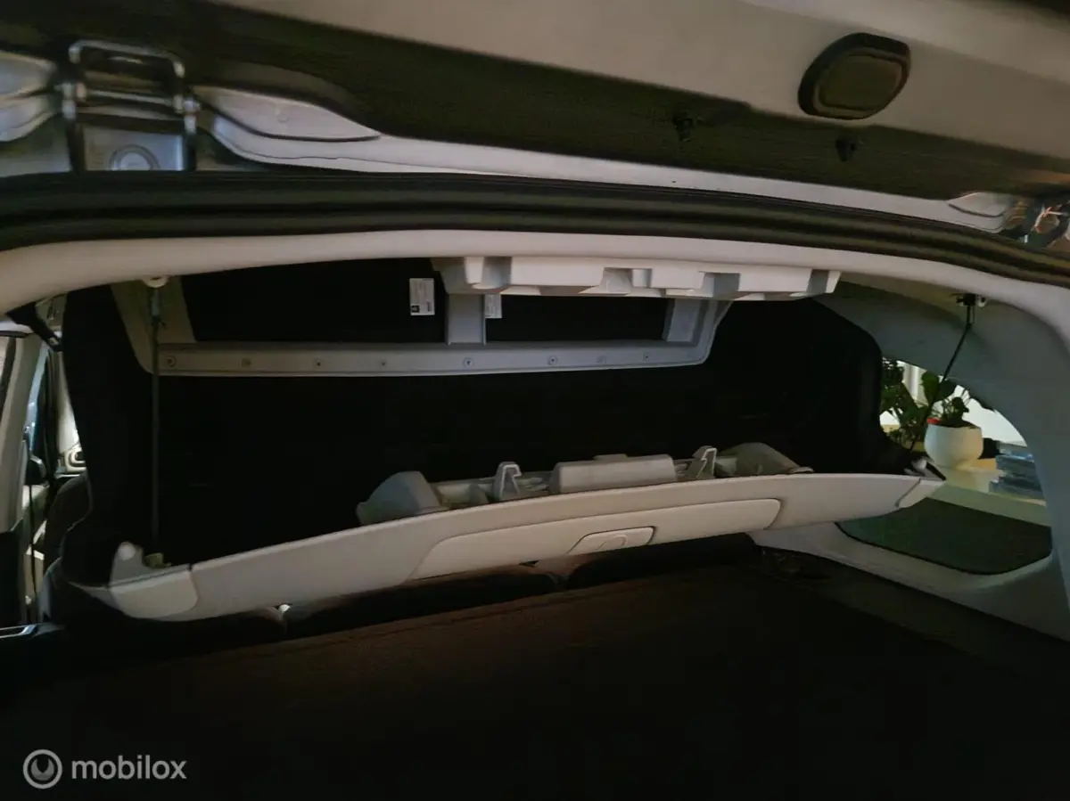 XL 1.2 PureTech Shine