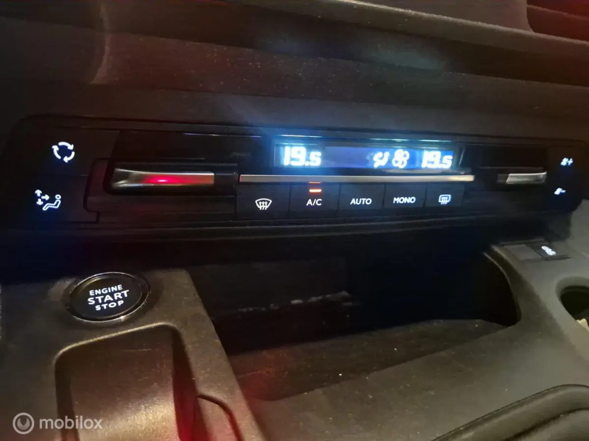 XL 1.2 PureTech Shine