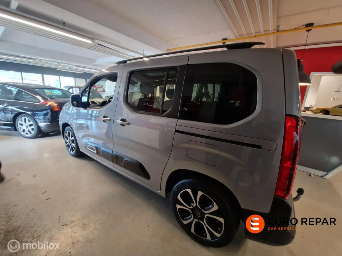 XL 1.2 PureTech Shine
