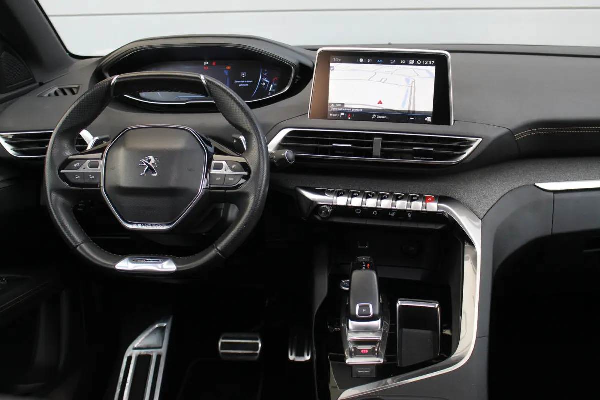 1.6 GT | Pano | Afn. Trekhaak | Carplay | Keyless | Elek. Achterklep | Camera | PDC | Pano | Afn. Trekhaak | Carplay | Keyless | Elek. Achterklep | Camera | PDC |
