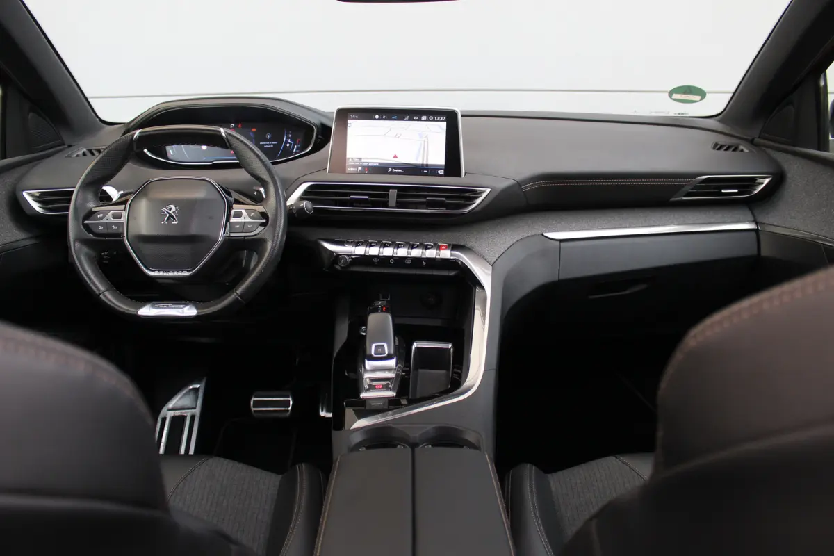 1.6 GT | Pano | Afn. Trekhaak | Carplay | Keyless | Elek. Achterklep | Camera | PDC | Pano | Afn. Trekhaak | Carplay | Keyless | Elek. Achterklep | Camera | PDC |