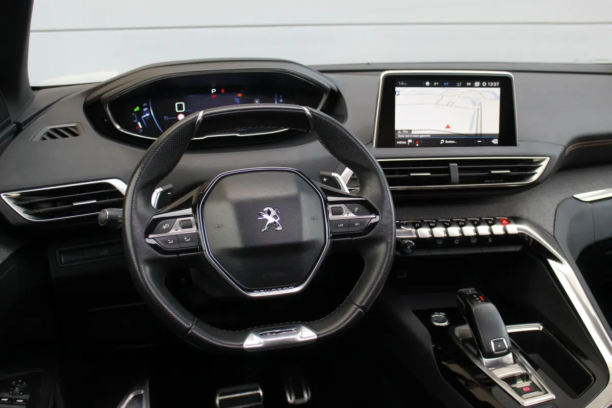 1.6 GT | Pano | Afn. Trekhaak | Carplay | Keyless | Elek. Achterklep | Camera | PDC | Pano | Afn. Trekhaak | Carplay | Keyless | Elek. Achterklep | Camera | PDC |