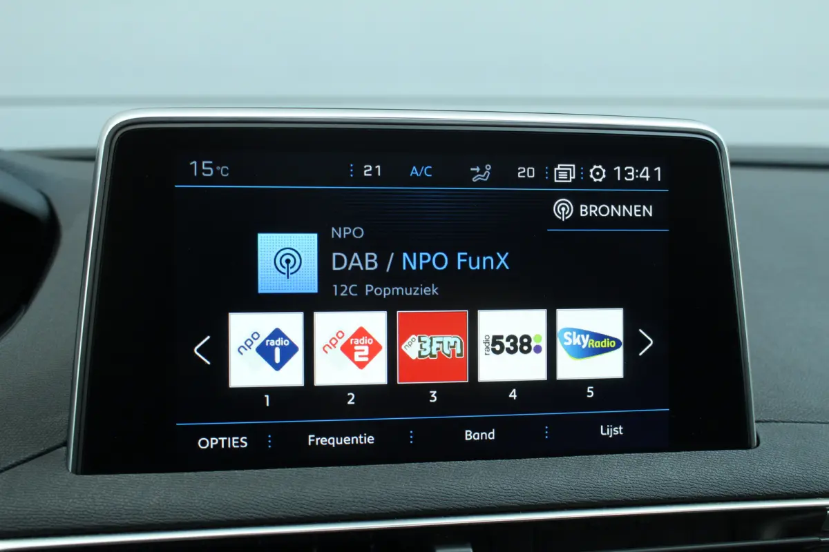 1.6 GT | Pano | Afn. Trekhaak | Carplay | Keyless | Elek. Achterklep | Camera | PDC | Pano | Afn. Trekhaak | Carplay | Keyless | Elek. Achterklep | Camera | PDC |