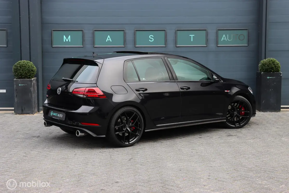 2.0 TSI GTI Performance|LEDER|PANO|DYNAUDIO|CAMERA|KEYLESS|ACC