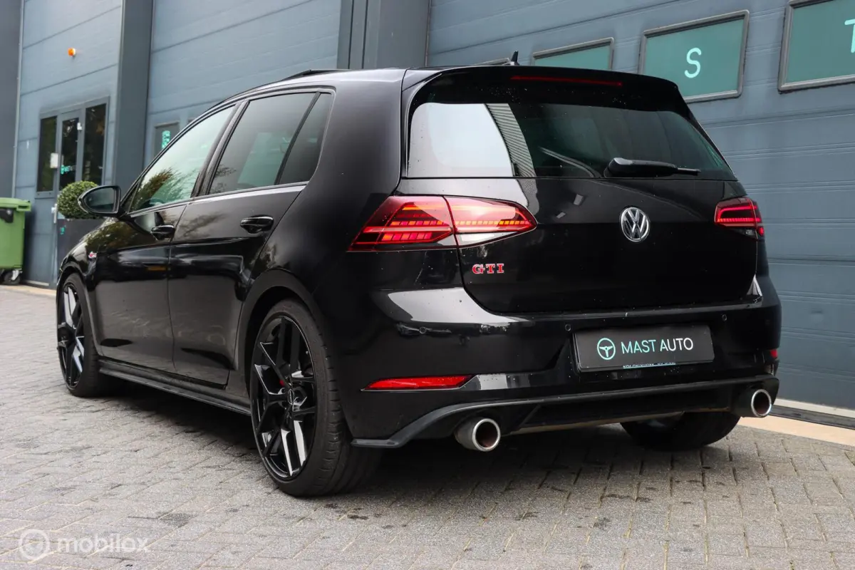 2.0 TSI GTI Performance|LEDER|PANO|DYNAUDIO|CAMERA|KEYLESS|ACC