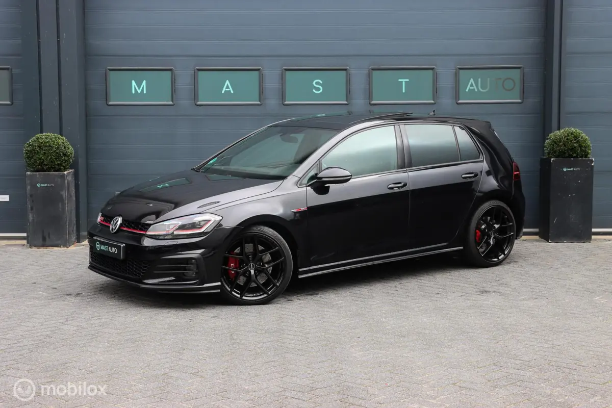 2.0 TSI GTI Performance|LEDER|PANO|DYNAUDIO|CAMERA|KEYLESS|ACC