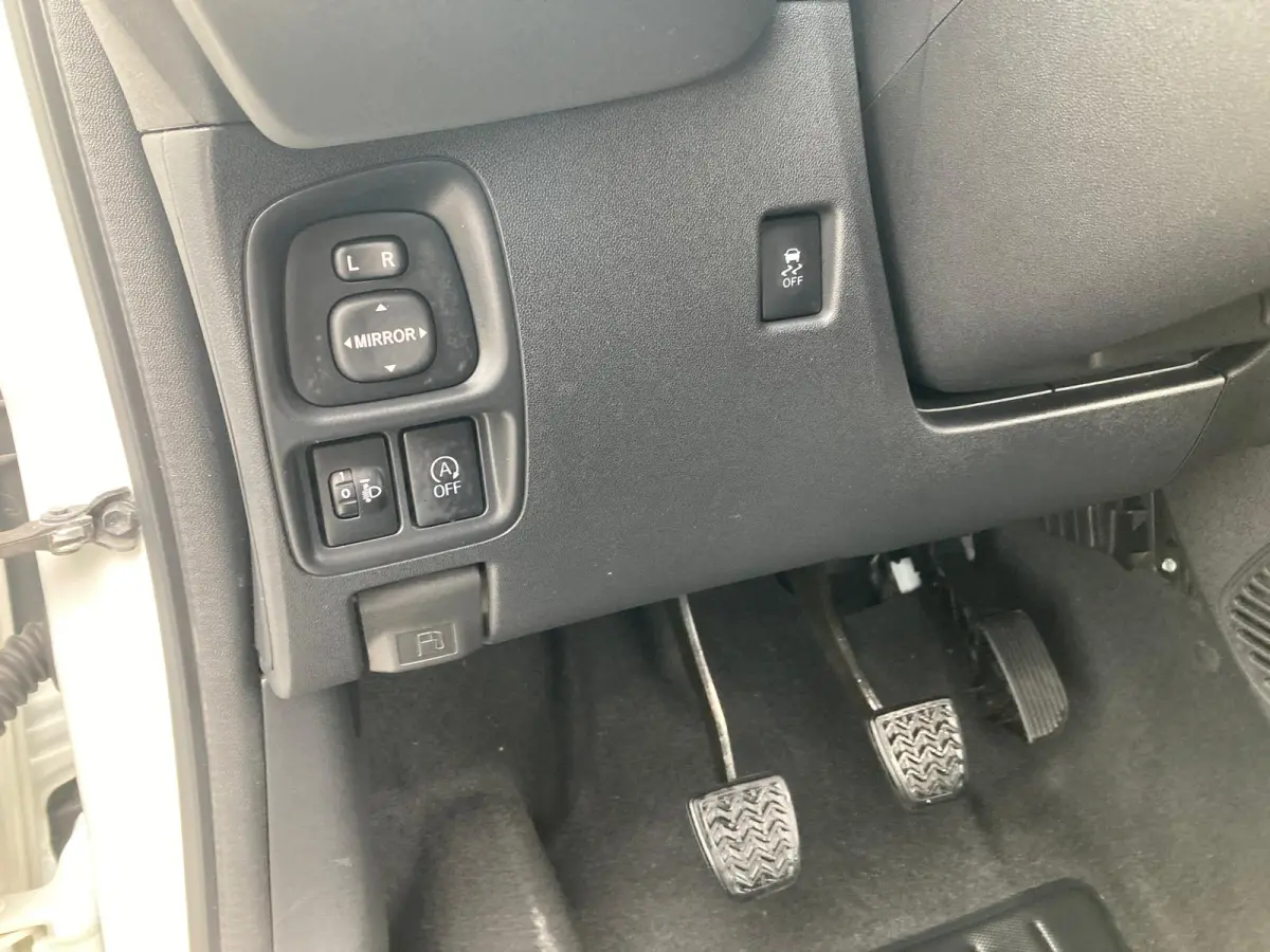 1.0 VVT-i X-Play | 2019 | 233.000 KM | Airco | Multimedia | APK 09-2027