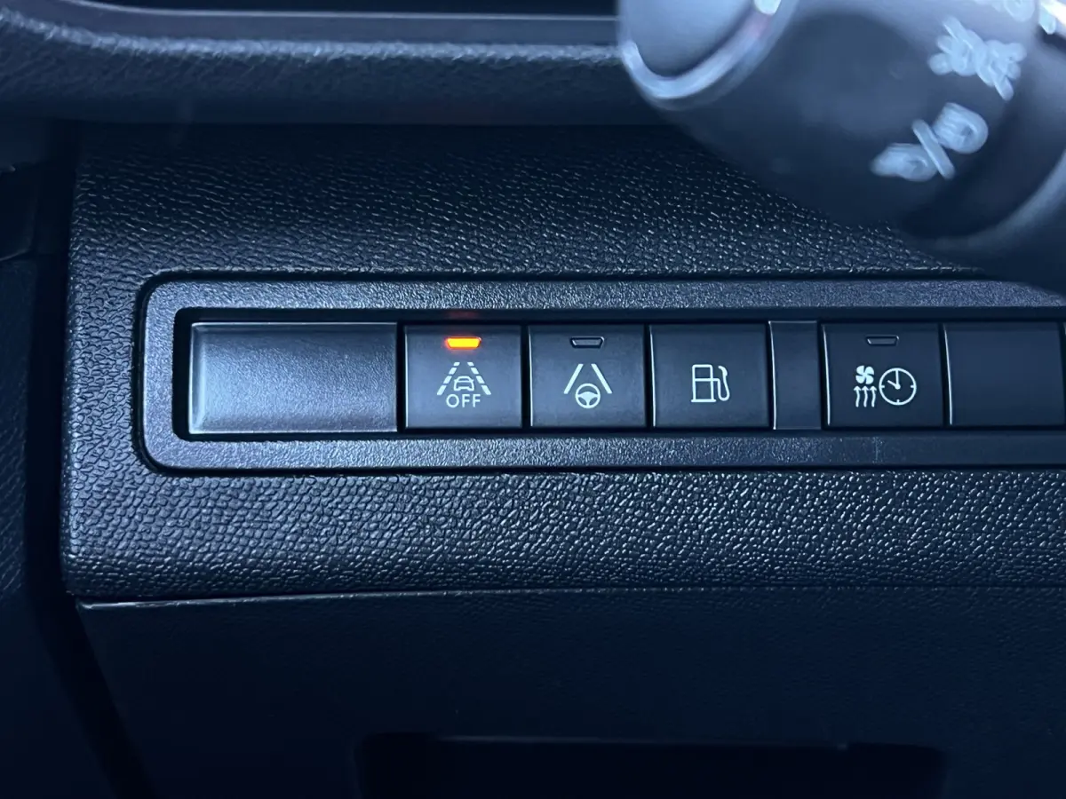 1.6 HYbrid4 300 GT | Pano | Leder | Memory | Camera