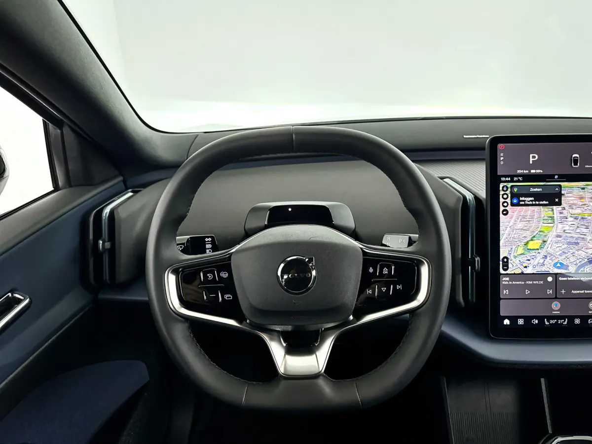 Single Motor Extended Range Plus 69 kWh | Parkeercamera | Harman Kardon | Stoel- en stuurverwarming | Elektrische stoelen