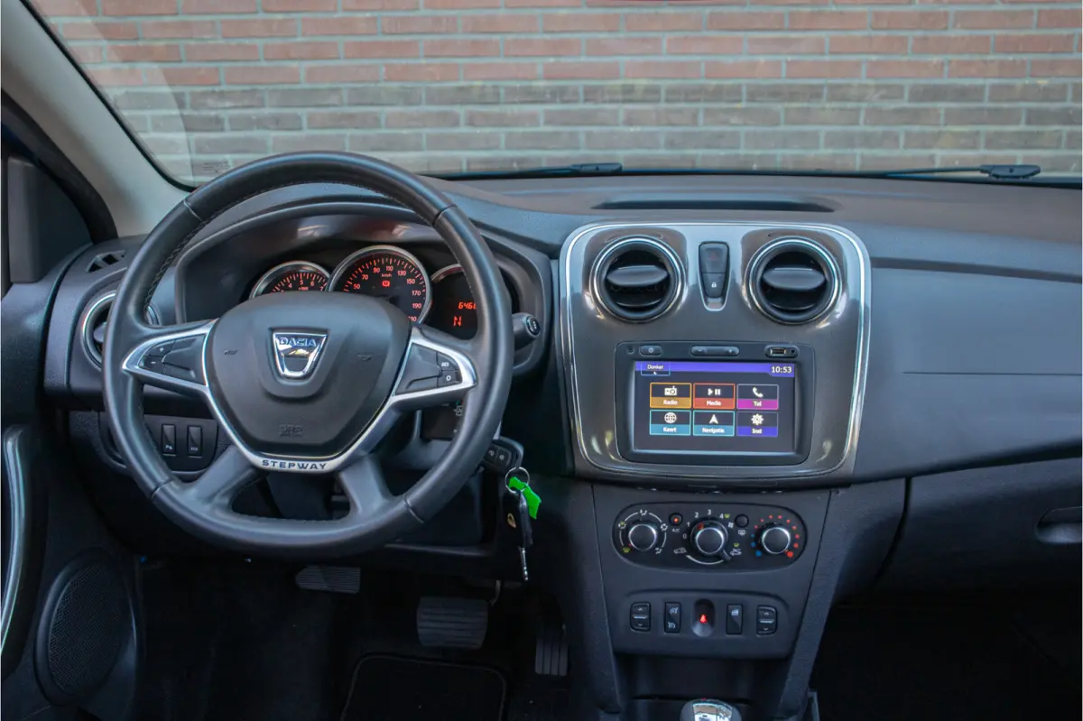 0.9 TCe Easy-R Lauréate, 64.000km NAP, DAB+, Trekhaak, Navigatie, PDC, Bullbar, Cruise control.