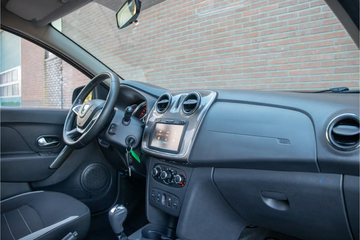 0.9 TCe Easy-R Lauréate, 64.000km NAP, DAB+, Trekhaak, Navigatie, PDC, Bullbar, Cruise control.