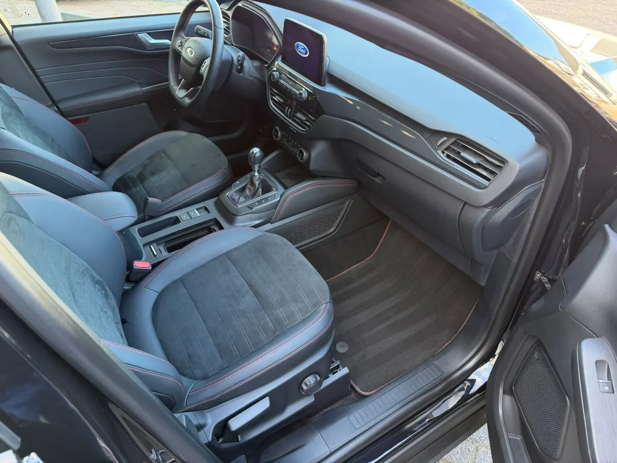 Ford KUGA 1.5 EcoBoost ST-Line X 150PK Elek Trekhaak 1800KG Trekgewicht,Panoramadak,Apple Carply,ACC,PDC,Camera A