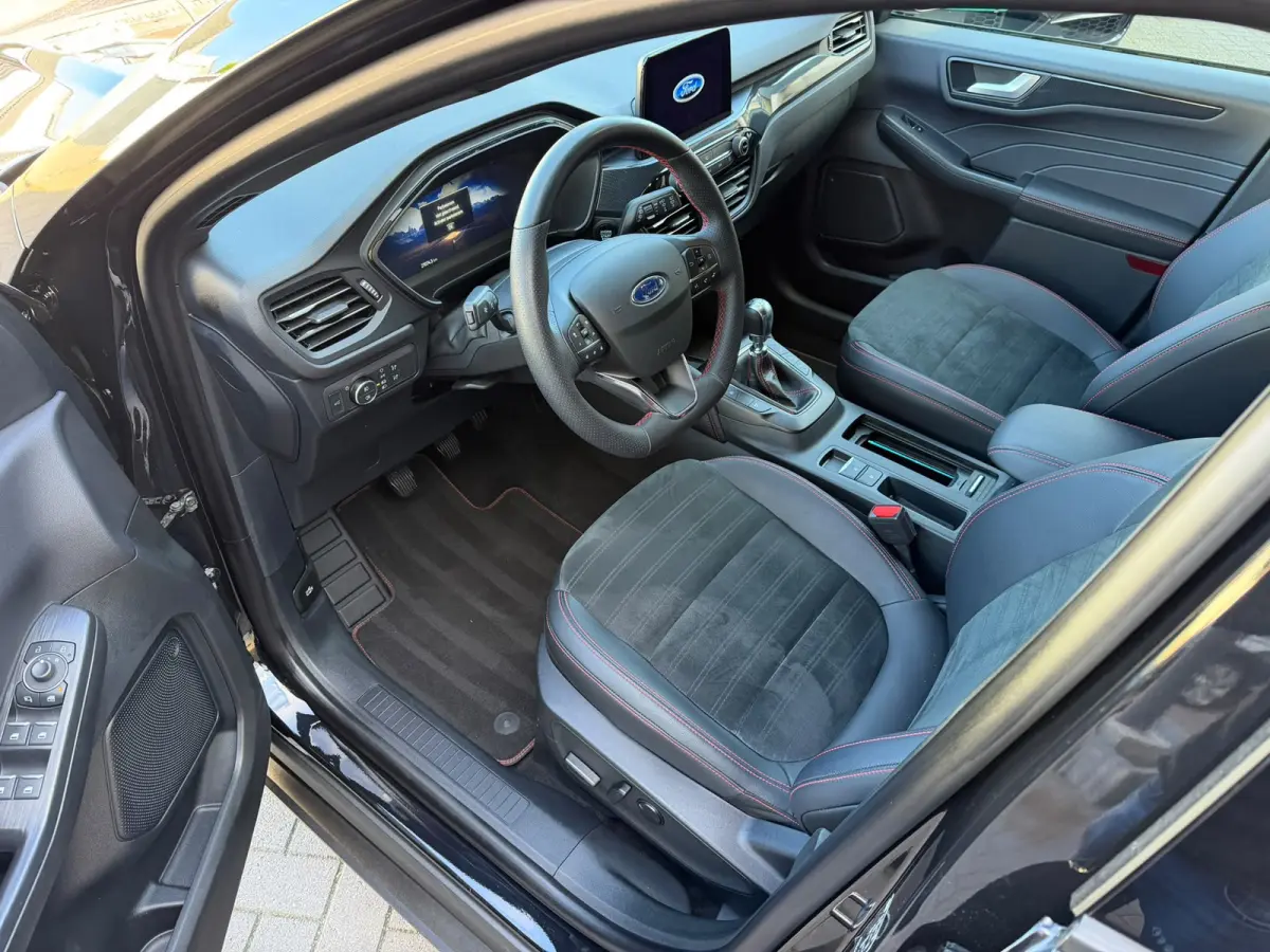 Ford KUGA 1.5 EcoBoost ST-Line X 150PK Elek Trekhaak 1800KG Trekgewicht,Panoramadak,Apple Carply,ACC,PDC,Camera A
