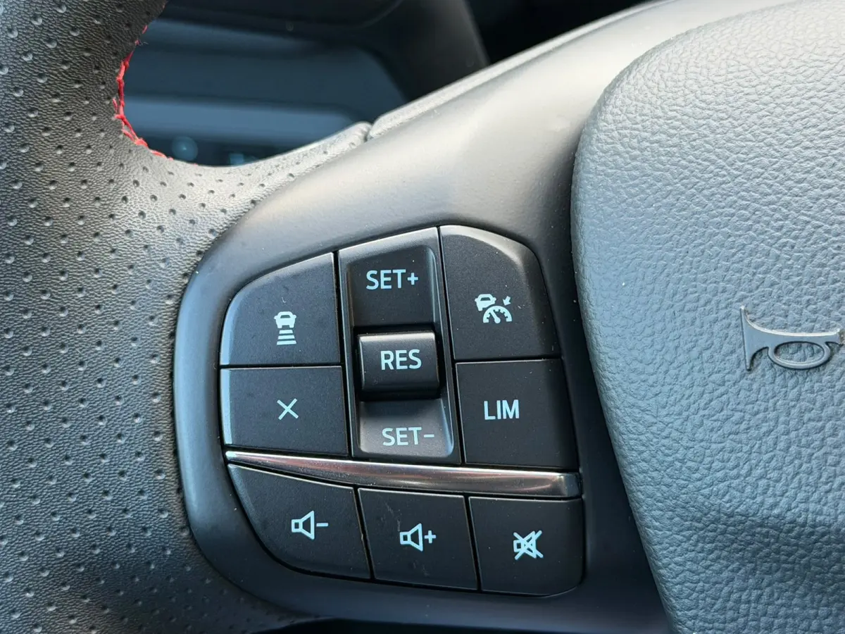 Ford KUGA 1.5 EcoBoost ST-Line X 150PK Elek Trekhaak 1800KG Trekgewicht,Panoramadak,Apple Carply,ACC,PDC,Camera A