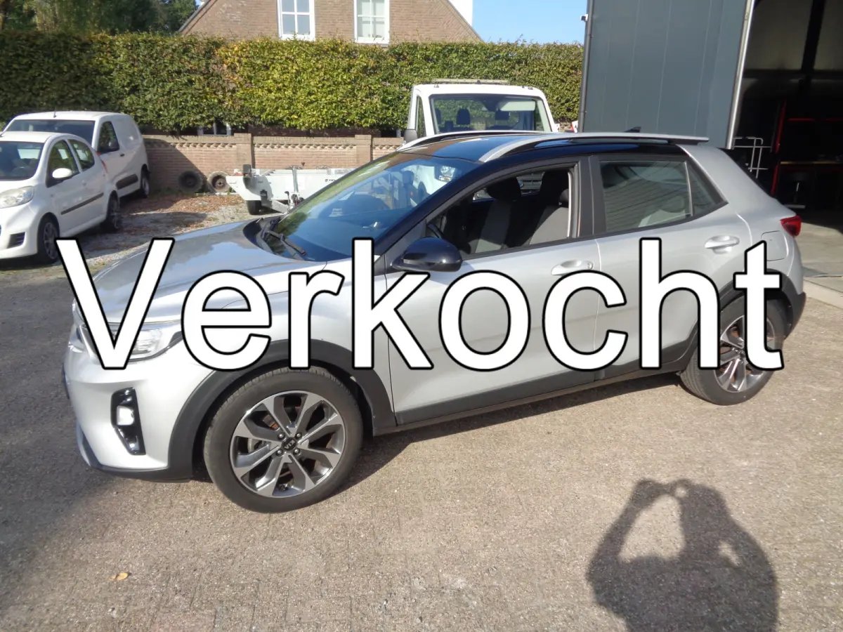 1.0 T-GDi DynamicLine Airco, Navigatie, Camera, PDC, LM velgen, Carplay/android