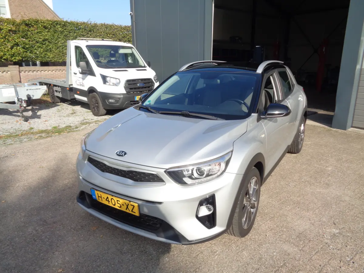 1.0 T-GDi DynamicLine Airco, Navigatie, Camera, PDC, LM velgen, Carplay/android