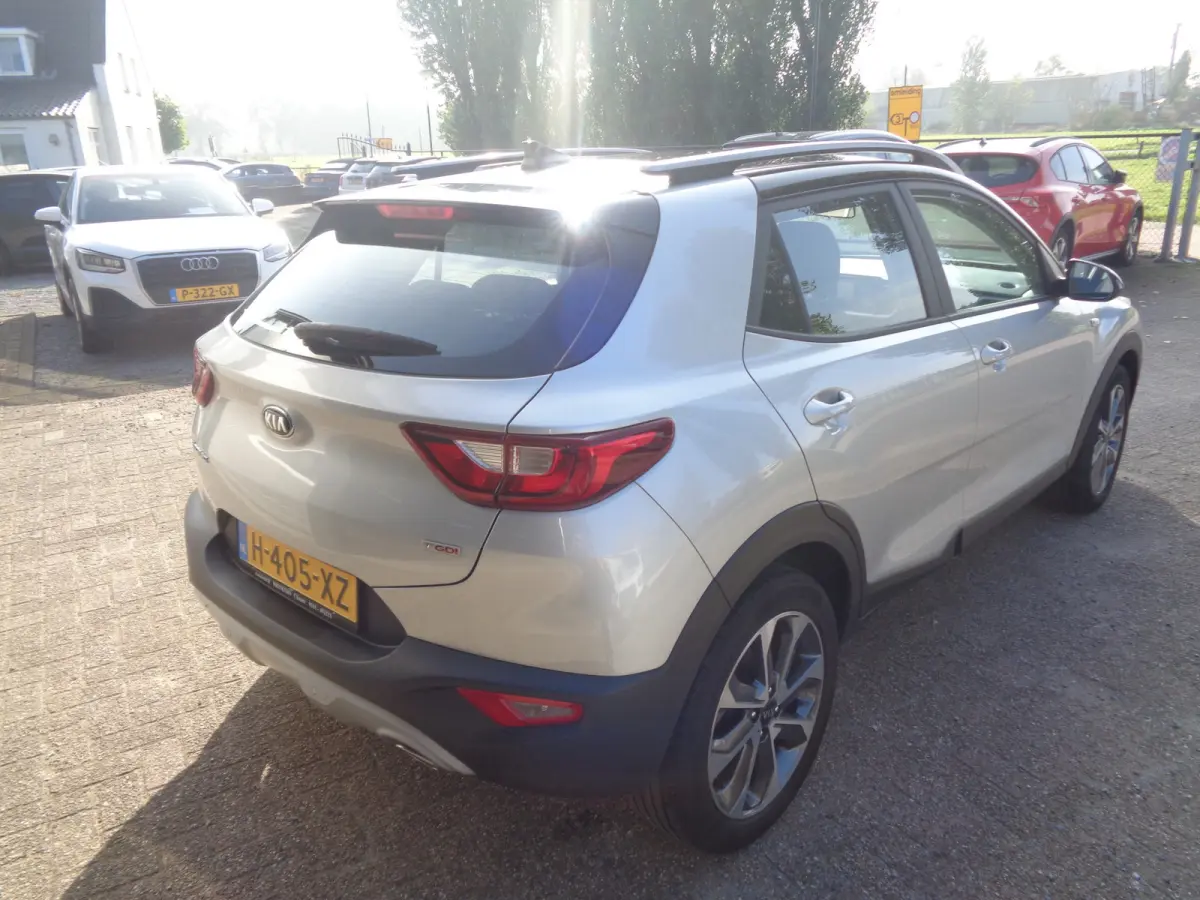 1.0 T-GDi DynamicLine Airco, Navigatie, Camera, PDC, LM velgen, Carplay/android