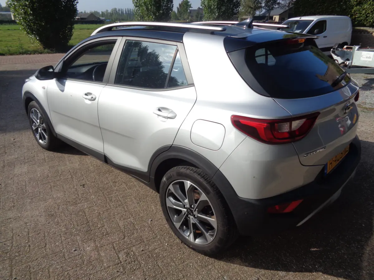 1.0 T-GDi DynamicLine Airco, Navigatie, Camera, PDC, LM velgen, Carplay/android